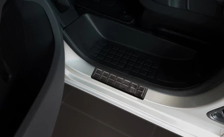 2 16304 OPEL ZAFIRA LIFE 2019- LB1L.jpg