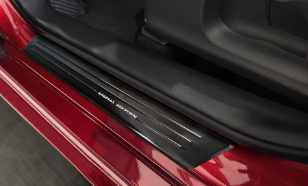 2 23021 TOYOTA YARIS IV 2020- NP2L.jpg