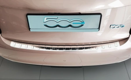 pol_pl_Nakladka-listwa-ochronna-na-zderzak-tylny-FIAT-500e-Stal-1290_4.jpg