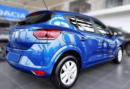 pol_pl_Nakladki-progowe-do-Dacia-Sandero-3-2097_9.jpg
