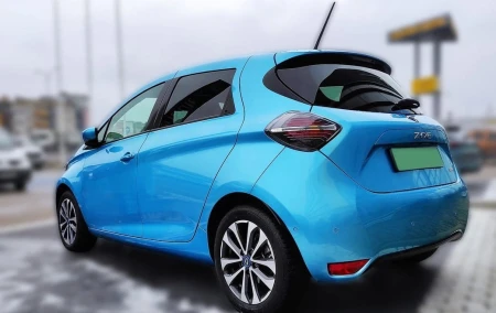 pol_pl_Nakladki-progowe-do-Renault-Zoe-2098_9.jpg