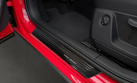 2 01011 AUDI Q2 FL.2020- NP2L.jpg