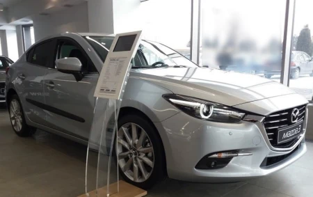 mazda 3 sedan.jpg