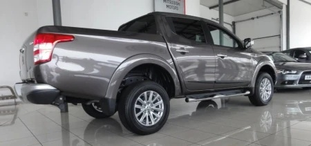 l200 2015+.JPG