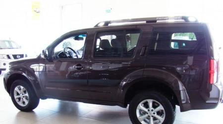 nissan3.jpg
