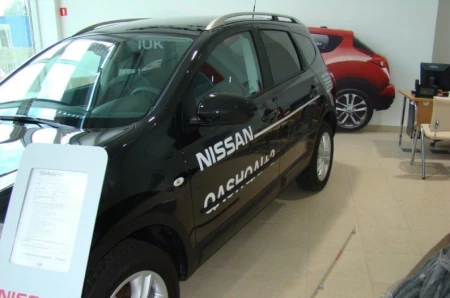 qashqai +2.JPG