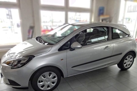 corsa e3d..jpg