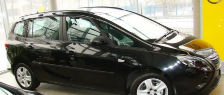 zafira1.jpg