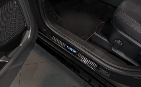 2 26018 FORD KUGA III 2019- NP2L.jpg