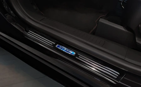 2 26018 FORD KUGA III 2019- NP1L.jpg