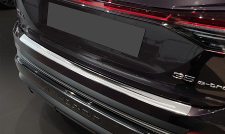 pol_pl_Nakladka-na-zderzak-tylny-do-AUDI-Q4-E-Tron-Stal-2258_7.jpg