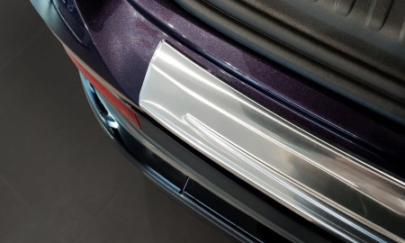 pol_pl_Nakladka-na-zderzak-tylny-do-AUDI-Q4-E-Tron-Stal-2258_4.jpg