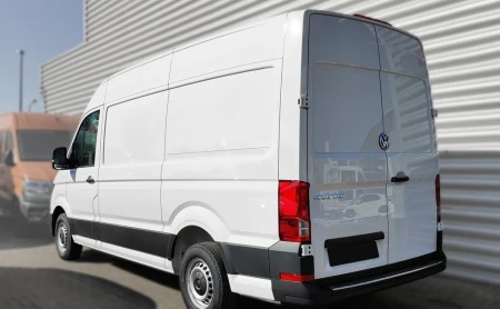 pol_pl_Nakladka-na-zderzak-tylny-Volkswagen-Crafter-2-Dluga-2272_3.jpg