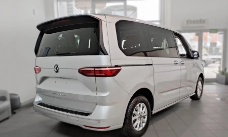 pol_pl_Nakladka-na-zderzak-tylny-Volkswagen-Multivan-T7-2270_3.jpg
