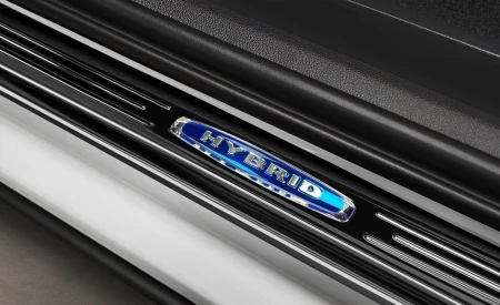 2 22260 VOLKSWAGEN TOUAREG III 2018- NP3L.jpg