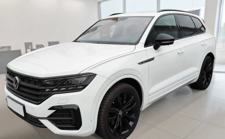 2 22260 VOLKSWAGEN TOUAREG III 2018- AL.jpg