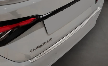 2 35860 TOYOTA COROLLA SEDAN XII 2018- LB1L.jpg