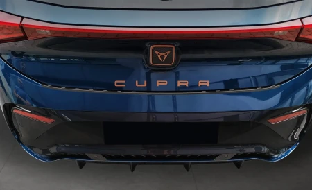 2 45329 CUPRA BORN 2021- LB4L.jpg