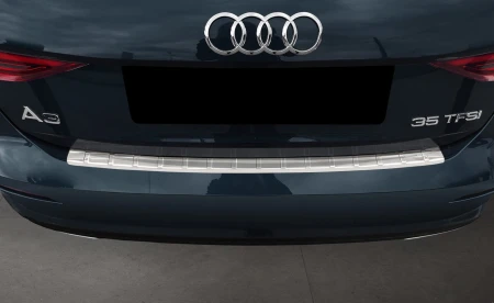2 35542 AUDI A3 IV (8Y) SPORTBACK 5D S LINE 2020- LB2L.jpg