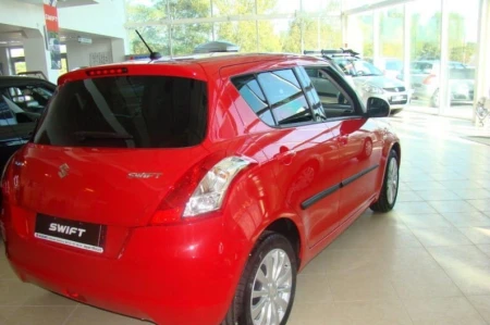 swift 10-17.JPG