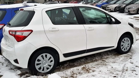 yaris3.jpg