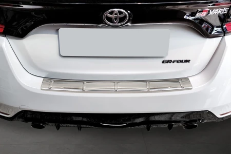 2 35768 TOYOTA GR YARIS 2020- LB2.jpg