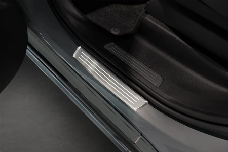 2 17003 VOLVO XC 90 II 2015- NT.jpg
