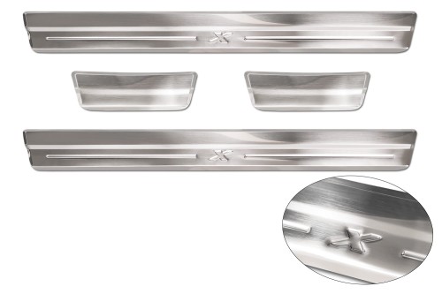 Przejdź do produktu Nakładki progowe TOYOTA AYGO X 2022+ / fl 2025+