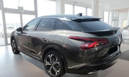 pol_pl_Nakladka-na-zderzak-tylny-do-Citroen-C5-X-Czarna-2441_5 — kopia.jpg