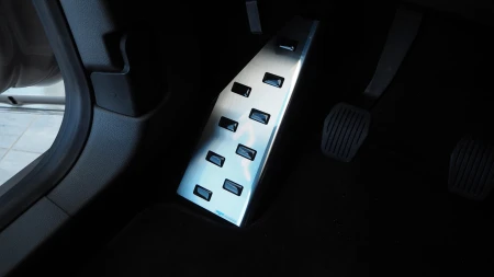 Ford-Tourneo_Connect_II_32-4086-4608x2592.JPG