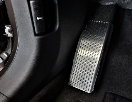 Nissan Juke II_52-4103-4185x3225.jpg