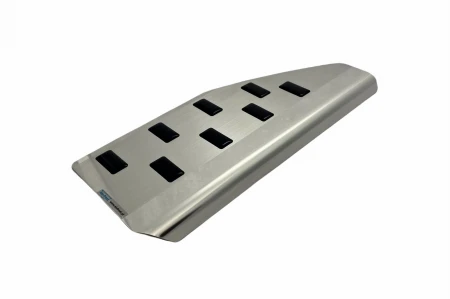 Renault Megane IV_2016-_32-4109-b-3558x2371.jpg