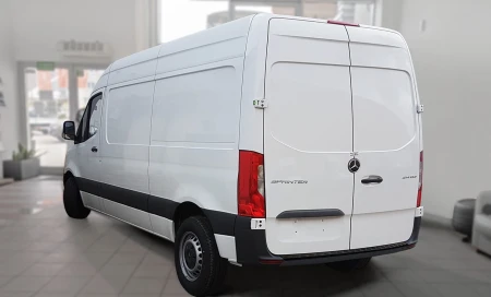 2 40201 MERCEDES SPRINTER 2018- TL.jpg