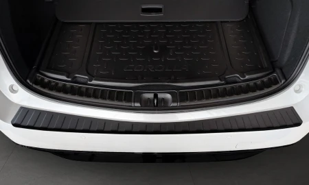 2 40309 TOYOTA COROLLA XII TOURING SPORTS 2018- LB2L.jpg