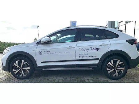 vw-taigo-listwy-boczne (5).jpg