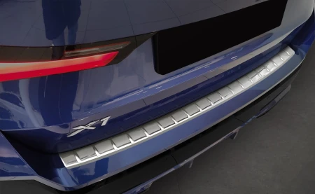 2 35912 BMW X1 III U11 M-PAKIET 2022- LB2L.jpg