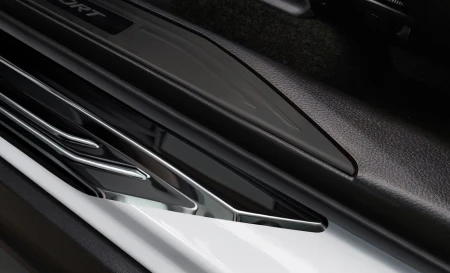 2 23051 LEXUS NX II (AZ20) 2021- NP3L.jpg