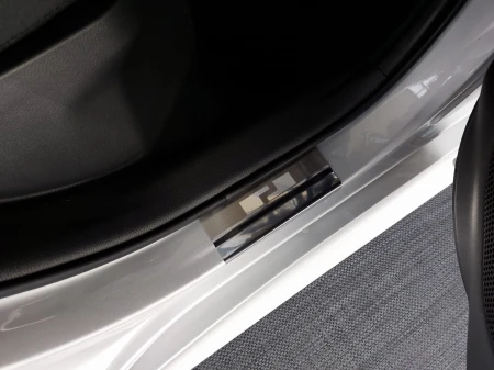 Toyota Yaris IV_5D_08-0778_tylne (1).jpg