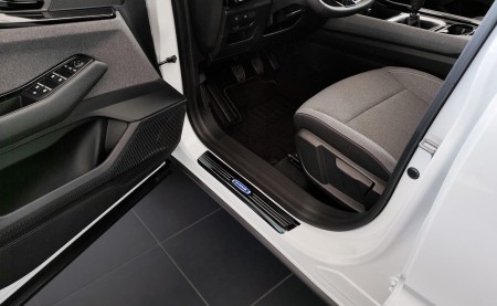 2 18041 RENAULT AUSTRAL (RHN) 2022- NP1L.jpg