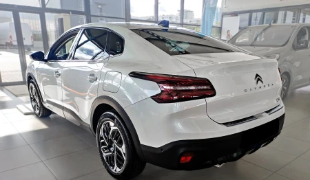 2 45365 CITROEN C4X 2023- TL.jpg