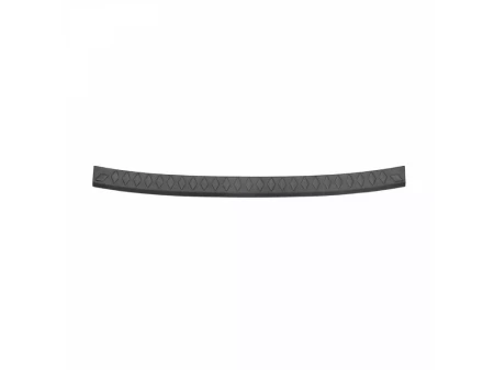 mitsubishi-outlander-nakladka-na-zderzak (3).webp