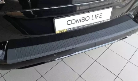 opel-combo-nakladka-na-zderzak.jpg