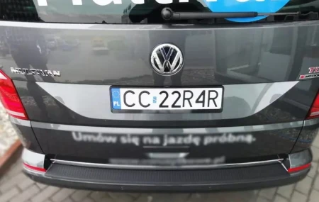 vw-t6-long-z-tylna-klapa-nakladka-na-zderzak (1).jpg