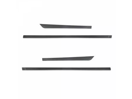 hyundai-i30-fastback-listwy-boczne (1).webp