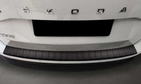 pol_pl_Nakladka-na-zderzak-tylny-do-Skoda-Karoq-2634_6.jpg