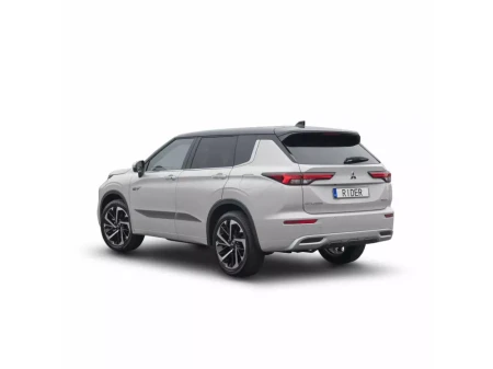 mitsubishi-outlander-2023-listwy-boczne (5).webp