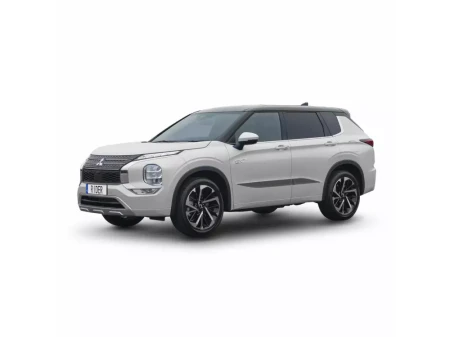 mitsubishi-outlander-2023-listwy-boczne.webp