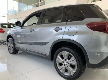 suzuki-vitara-2019-listwy-boczne-lb-002 (4).webp