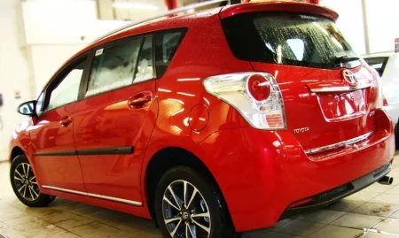 toyota-verso-2013-listwy-boczne (3).jpg
