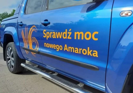 vw-amarok-fl-listwy-boczne (3).jpg